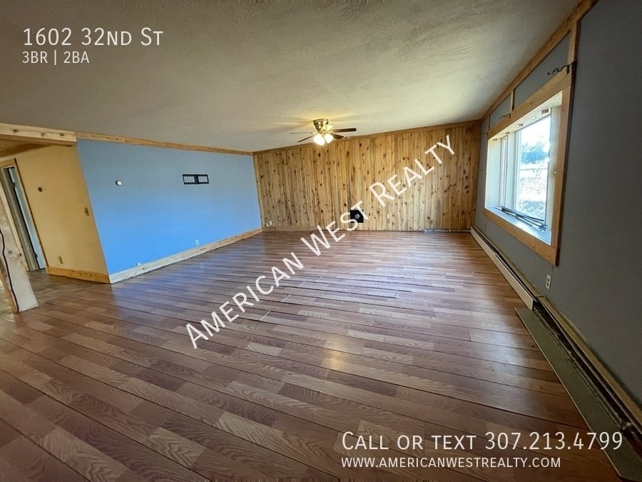 1602 32nd St property image