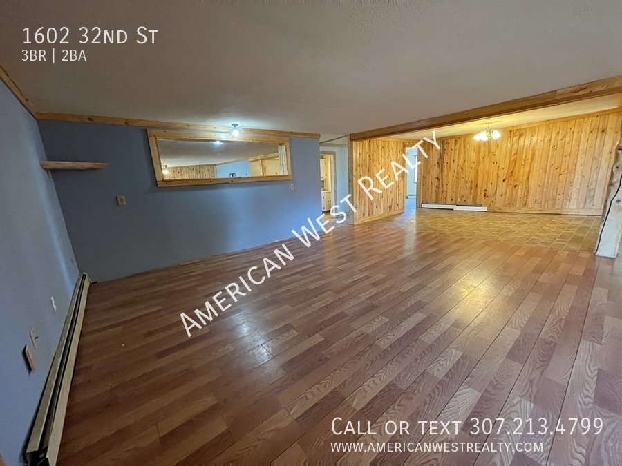 1602 32nd St property image