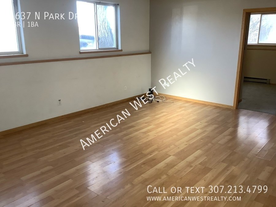 Downstairs, 2 Bed/1Bath Apartment property image