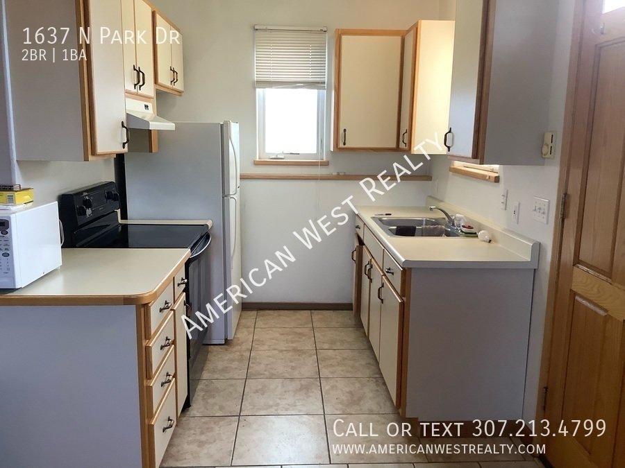 Downstairs, 2 Bed/1Bath Apartment property image