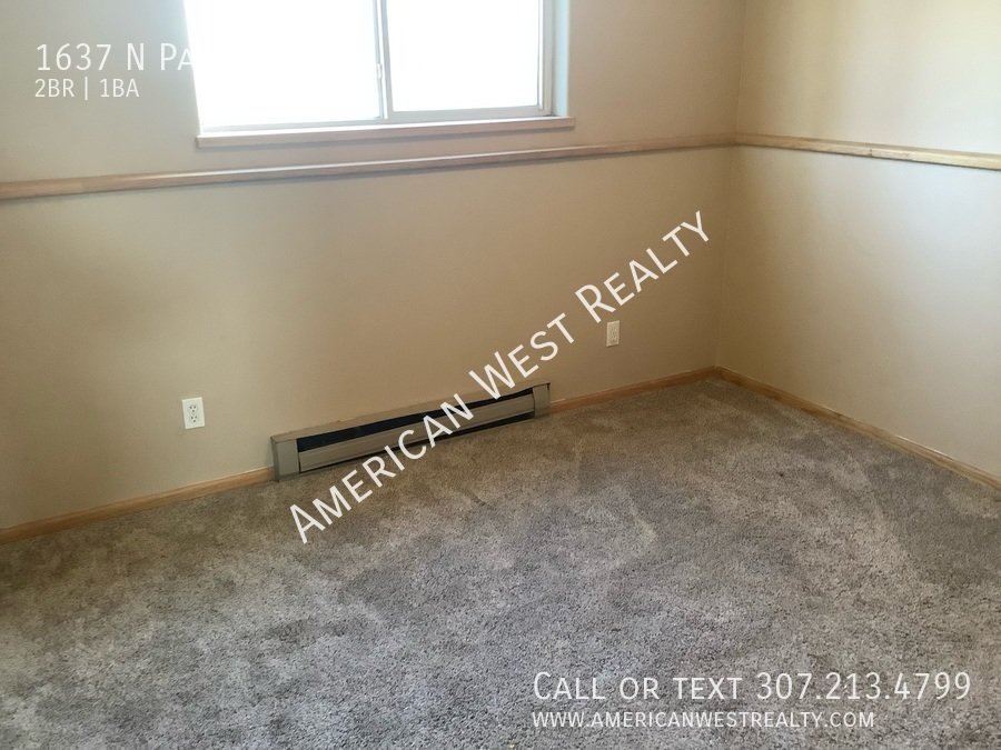 Downstairs, 2 Bed/1Bath Apartment property image
