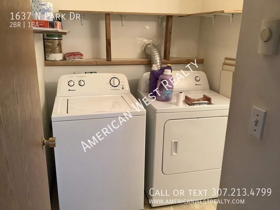 Downstairs, 2 Bed/1Bath Apartment property image