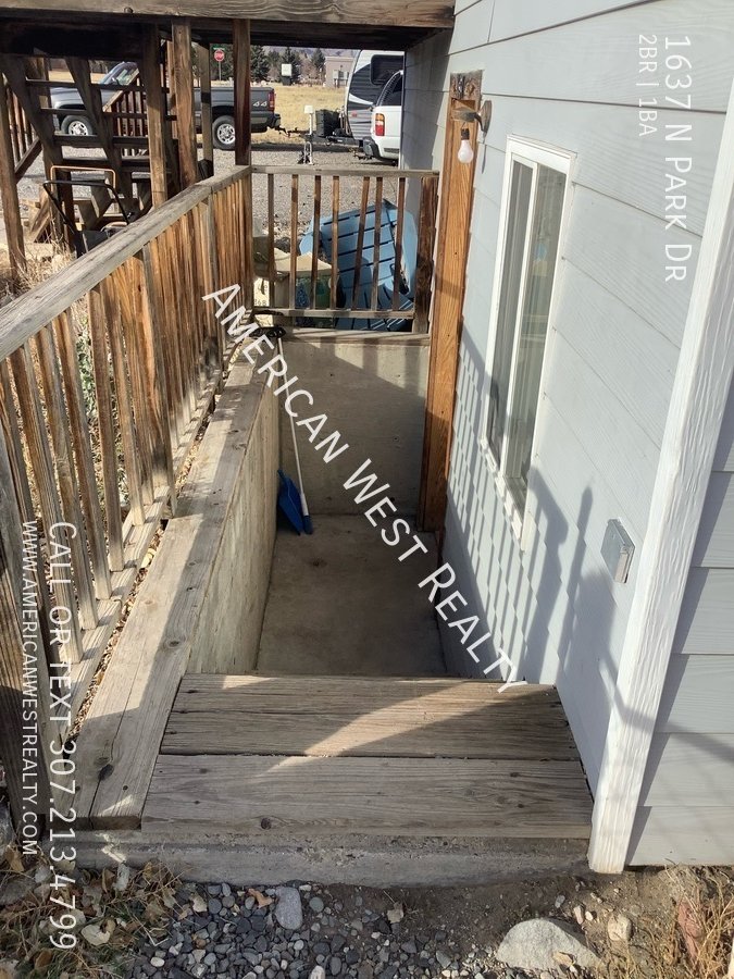 Downstairs, 2 Bed/1Bath Apartment property image