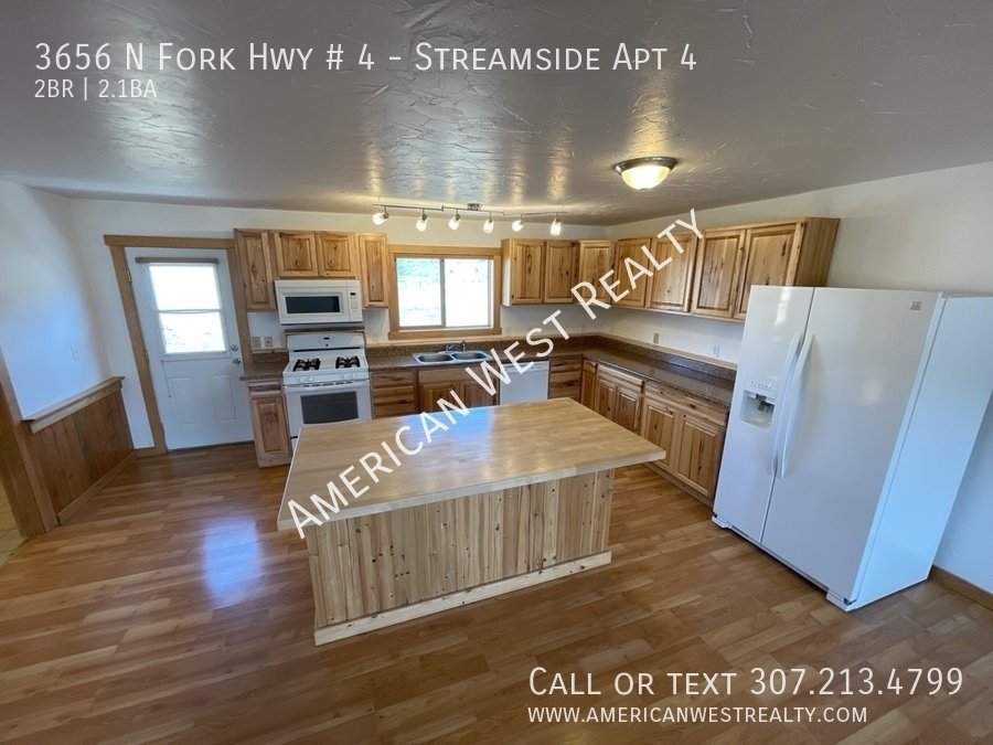 2 bed/2.5 bath apartment property image