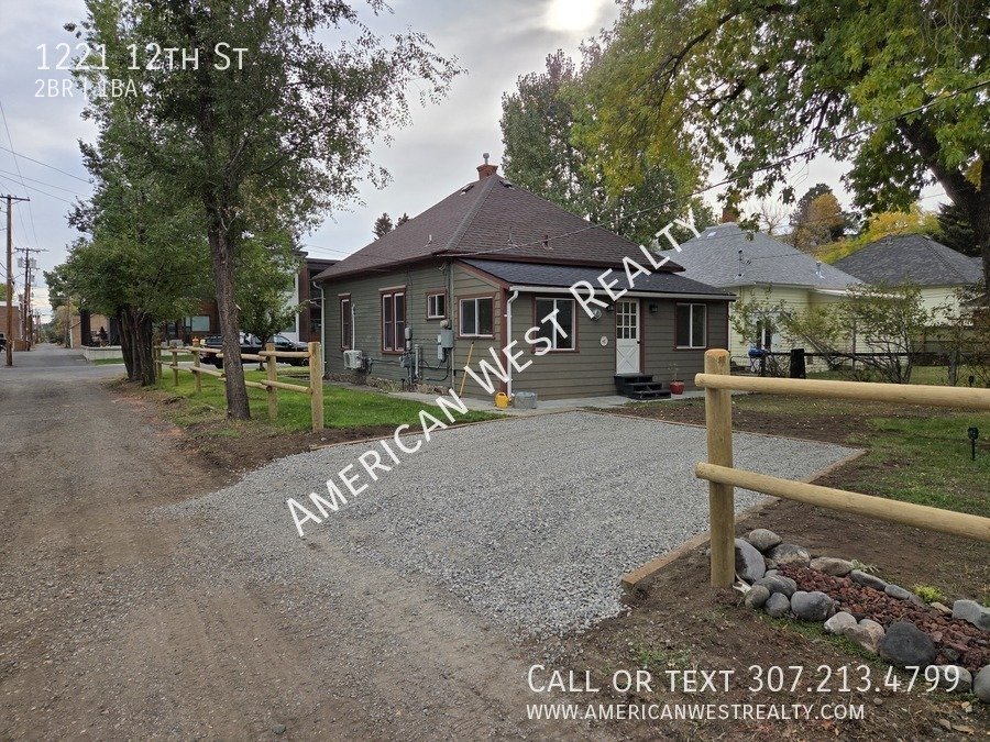 Charming Historic Cody Home! property image