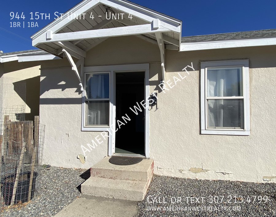 944 15th St Unit 4 property image