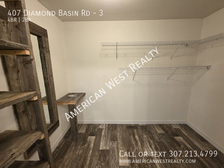 4bed/2bath country home property image