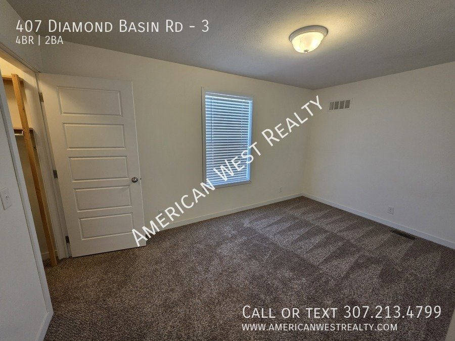 4bed/2bath country home property image