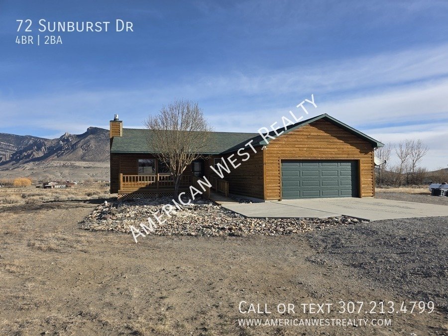 4bed/2bath pet-friendly house property image