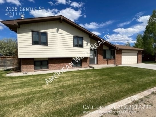 4 Bed, 1.5 Bath House property image