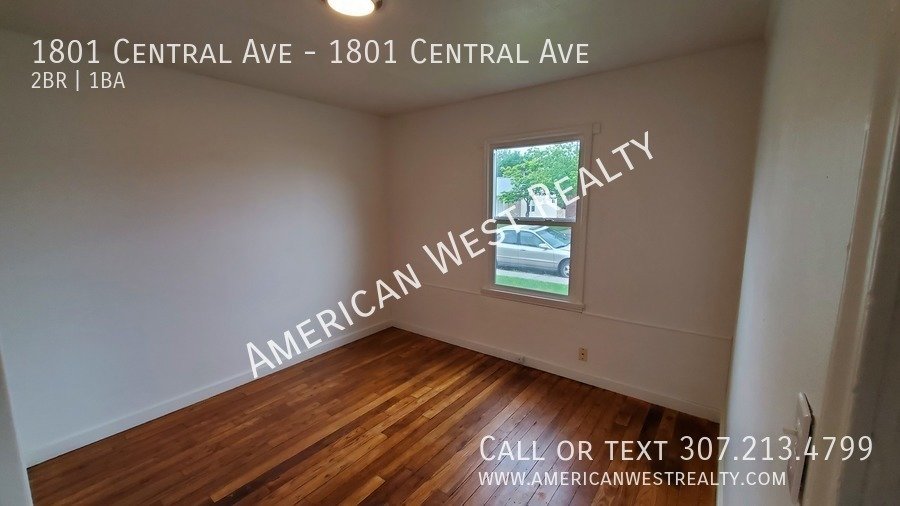 2bed/1bath with washer/dryer property image