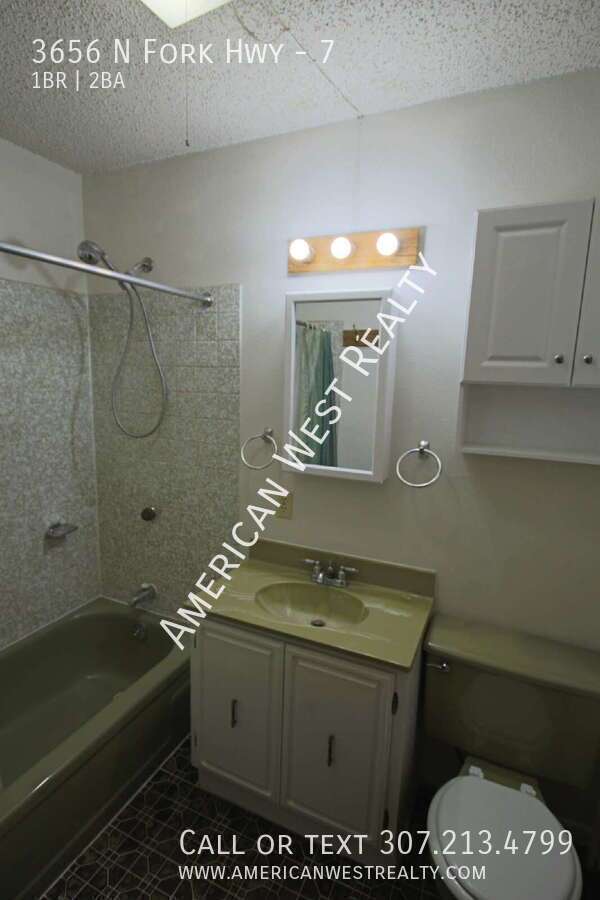 1bed/2bath unit with utilities included property image