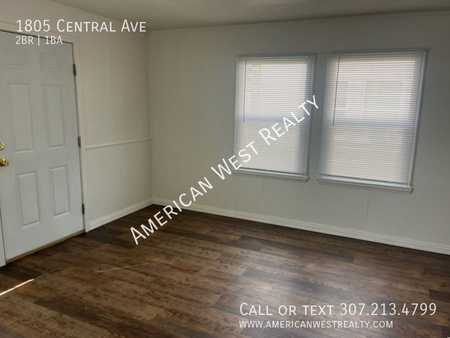 Renovated 2bed/1bath apartment property image