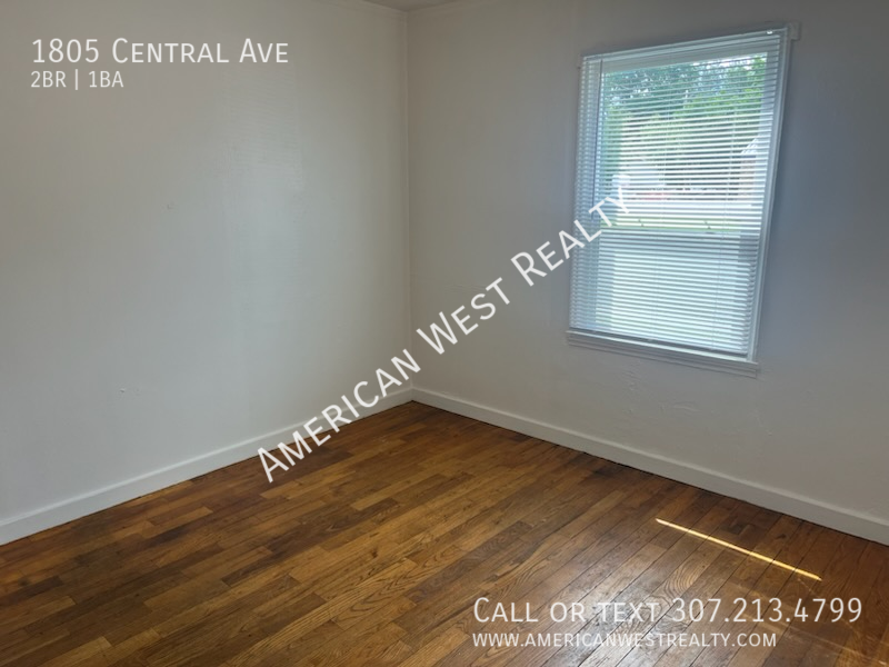 Renovated 2bed/1bath apartment property image