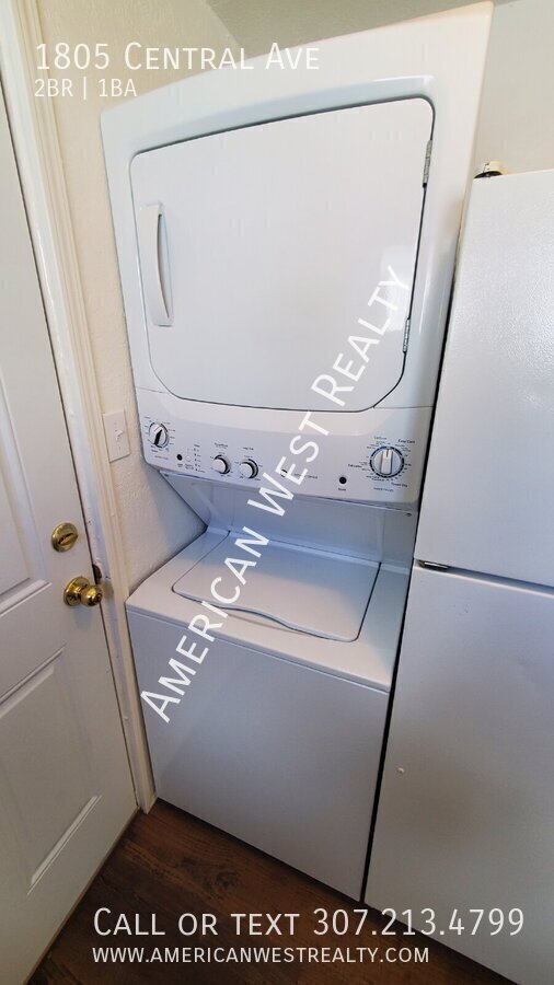 Renovated 2bed/1bath apartment property image