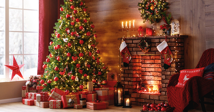 Should You Decorate When Selling Your Home During The Holiday Season?